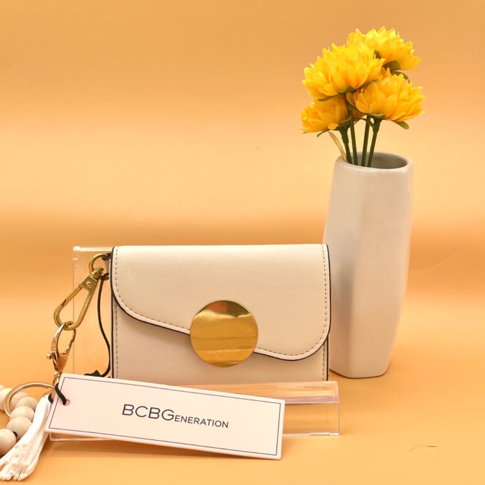 BCBGeneration Small Card Wallet with Beaded Bracelet, Cream NWT